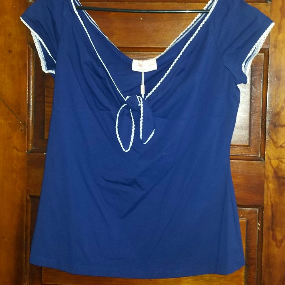 Off Shoulder Rockabilly Top